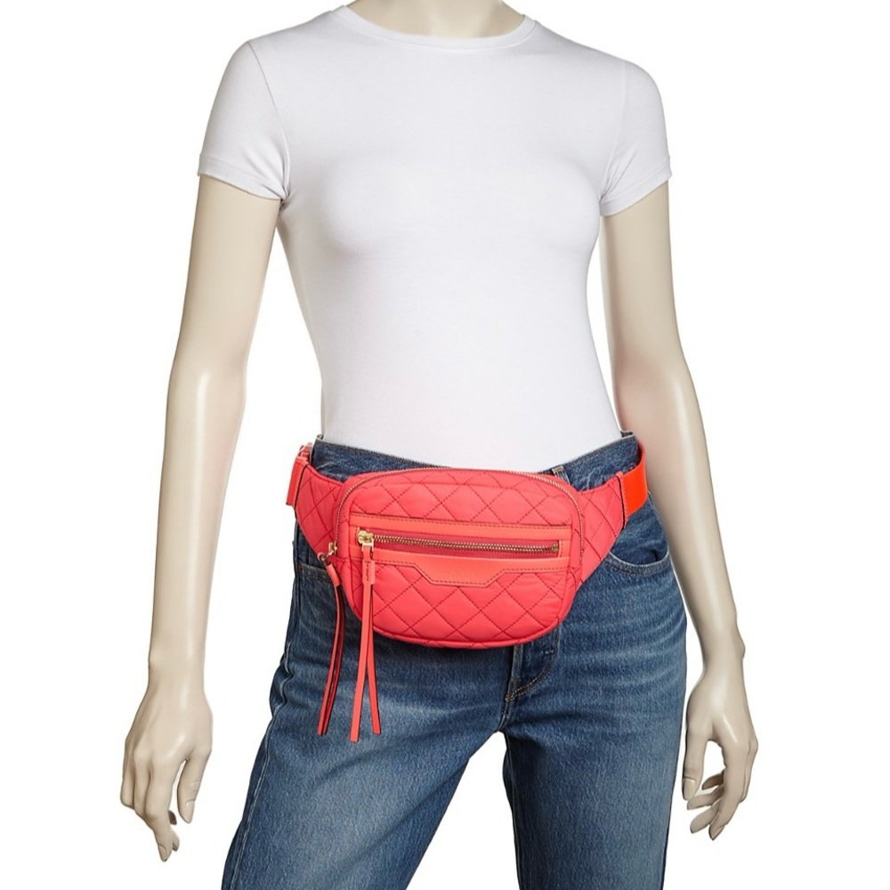TORY BURCH
Perry Quilted Nylon Belt Bag